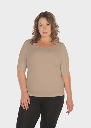 Crew Tee Half Sleeve Plus Brown Sugar	Crew tee half sleeve plus in brown sugar – plus-size neutral t-shirt with longer sleeves and stretch fabric