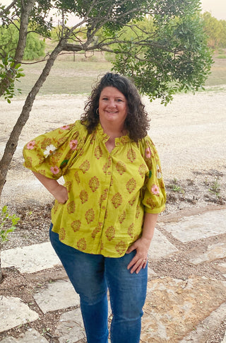 Margo Top Chartreuse	Chartreuse Margo top for women – short sleeve blouse with a relaxed fit and textured fabric