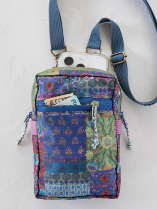 Pocket Crossbody 8 in 1 Blue Ptchwk