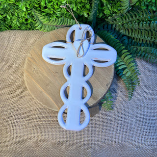 Scallop Cross Large