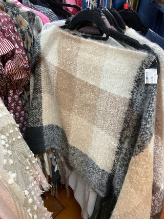 Festival Plaid Poncho