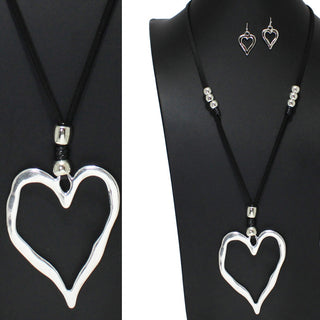 Heart Cutout Silver Long Necklace