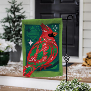 decorated-cardinal-burlap-garden-flag