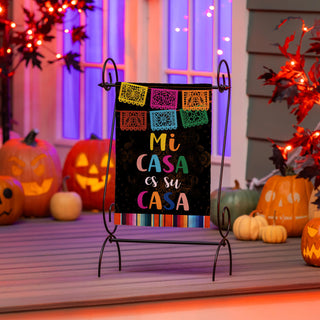 'Mi CASA es su CASA' Garden flag