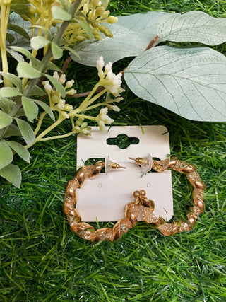 Twisted Gold Hoop earrings 