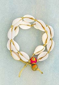 Shell Choker Bracelet