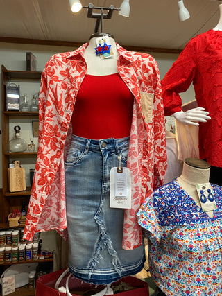 Red Bird Karen Top