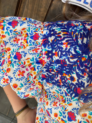 Alura Flutter Sleeve Multi