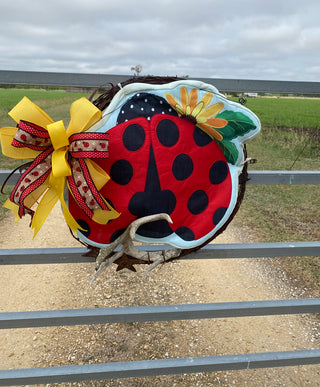 Ladybug Welcome Door Décor