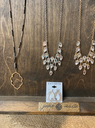 SILVER SET 18" JEWEL BIB