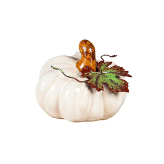 harvest-blossom-ceramic-pumpkin-with-leaf-table-de
