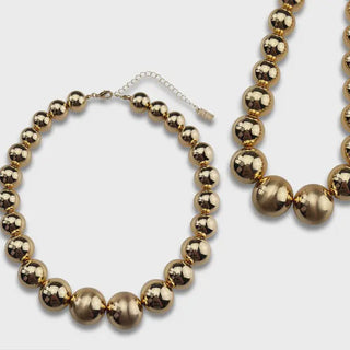 Gold beaded necklace
