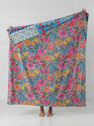 Colorful floral-patterned reversible blanket