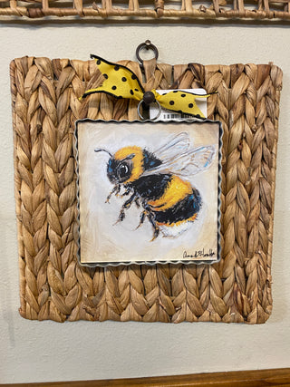 Mini Classic Bee Print