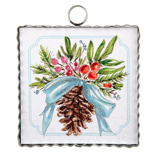mini-becks-pinecone-arrangement