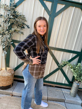 Load image into Gallery viewer, Cozy Black Brown Dipped Flannel