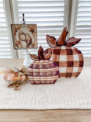 brown-plaid-pumpkin-sm