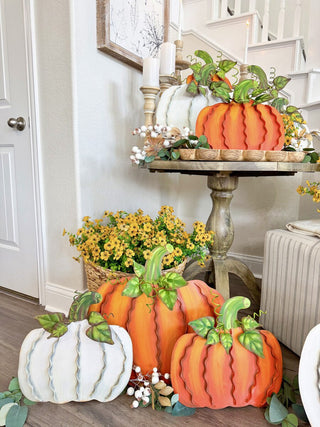 ribbon-pumpkins-mid