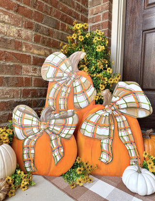 modern-plaid-pumpkin-lg