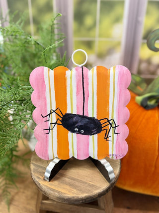 Mini Gallery Scallop Whimsy Spider