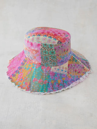 bucket-hat-sandy-days