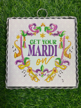 Mini Beck's Get Your Mardi On