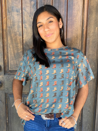 Blue-gray t-shirt with boot pattern