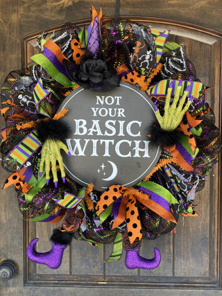 Wreath Mesh Witch Basic