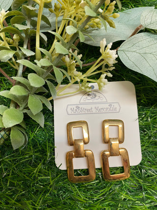 Earring Gold Thick Link Squares
