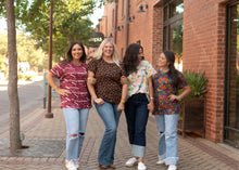 Load image into Gallery viewer, Basic Navy Floral Tee