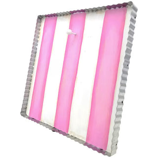 pink--white-display-board