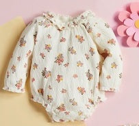 Ivory Floral Crawler 3 to 6m