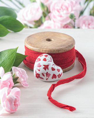 heart-print-chime-shaker