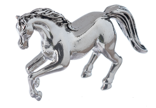 mighty-horse-charm