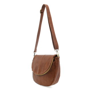 selma-saddle-crossbody