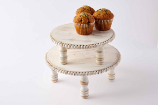 white-pedestal-sm