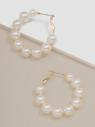 prl-18k-gold-plated-hoop-earring-embellished-with-chunky-pearls