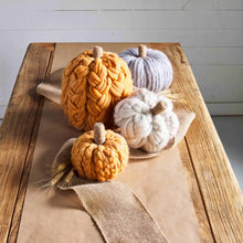 Load image into Gallery viewer, Chunky Cream Knit Pumpkin Med