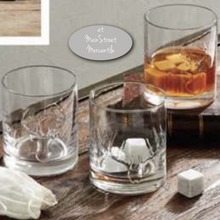 Load image into Gallery viewer, Front Deer Whiskey Glass with Stones